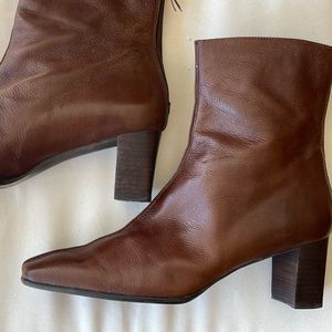 Vintage 90s Core Stuart Weitzman Ankle Boots Brown Leather size 9M